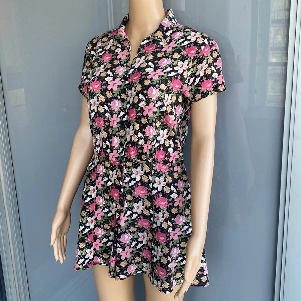 Vintage Floral Romper - Picture 2 of 13